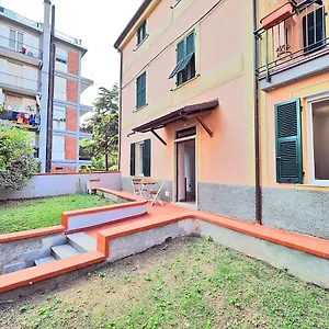Rosso Corallo Appartamento Lerici